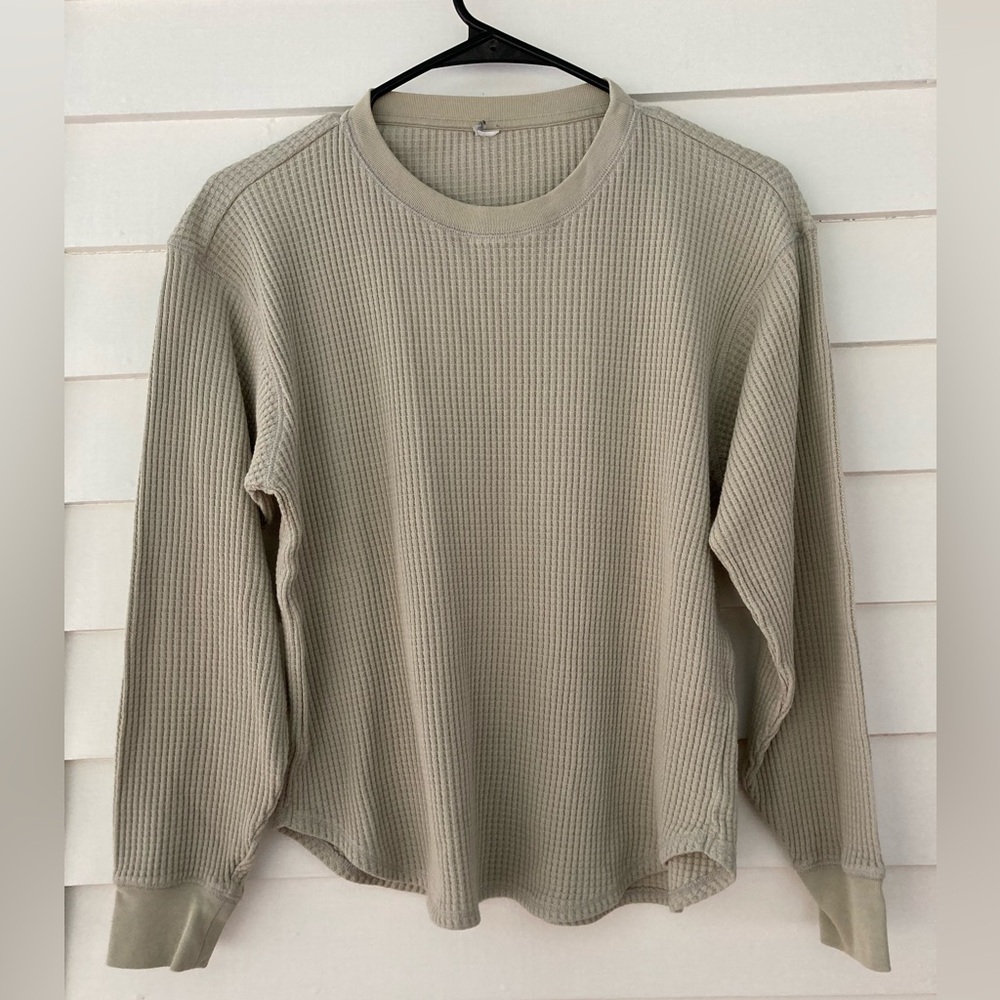 UniQlo | Long-Sleeve Waffle Shirt Size Small